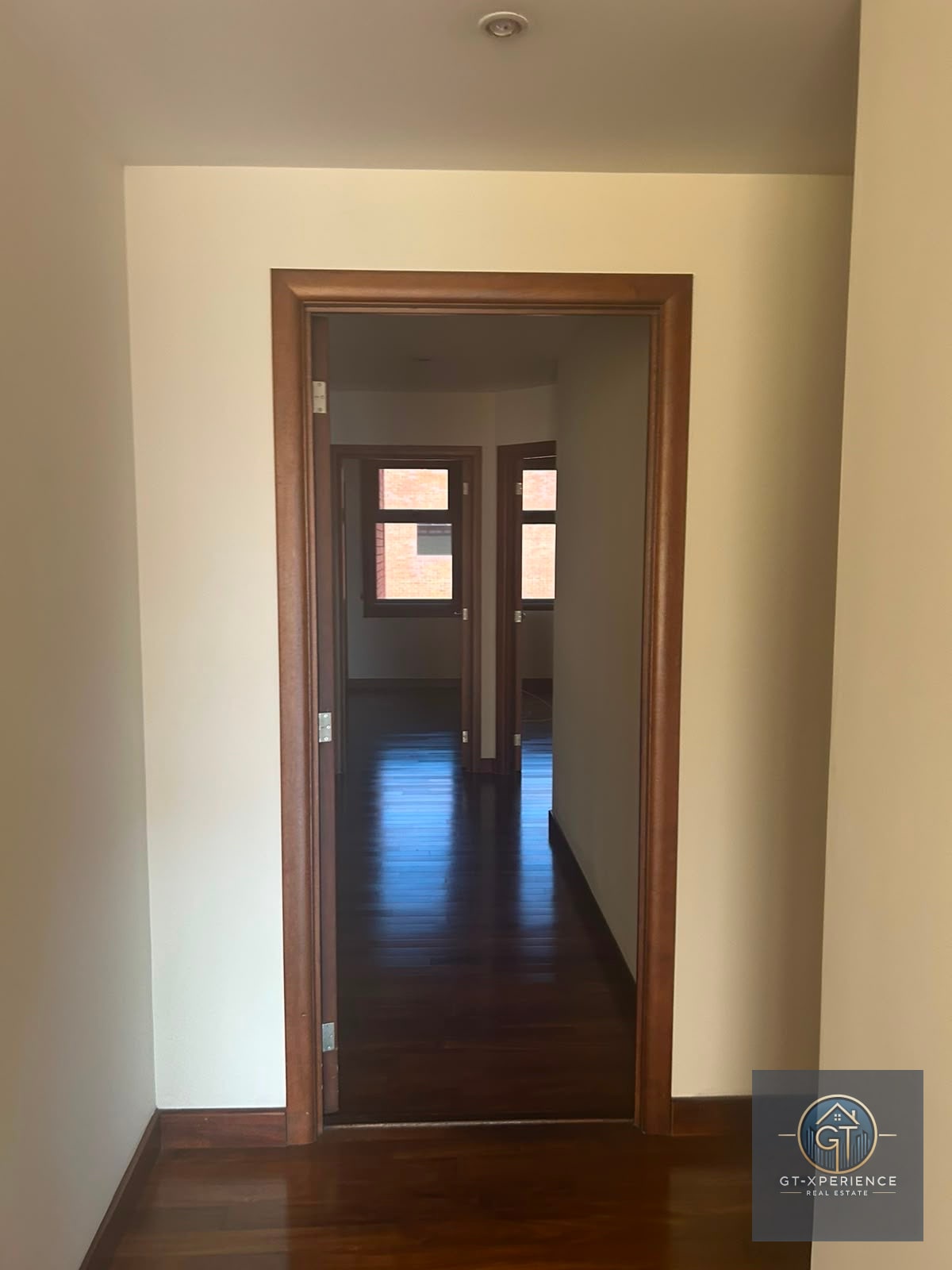 Lindo apartamento en renta en Esificio de Zona 10 — Apartamento en Alquiler en Zona 10, Guatemala, Ciudad — foto 6 de 8