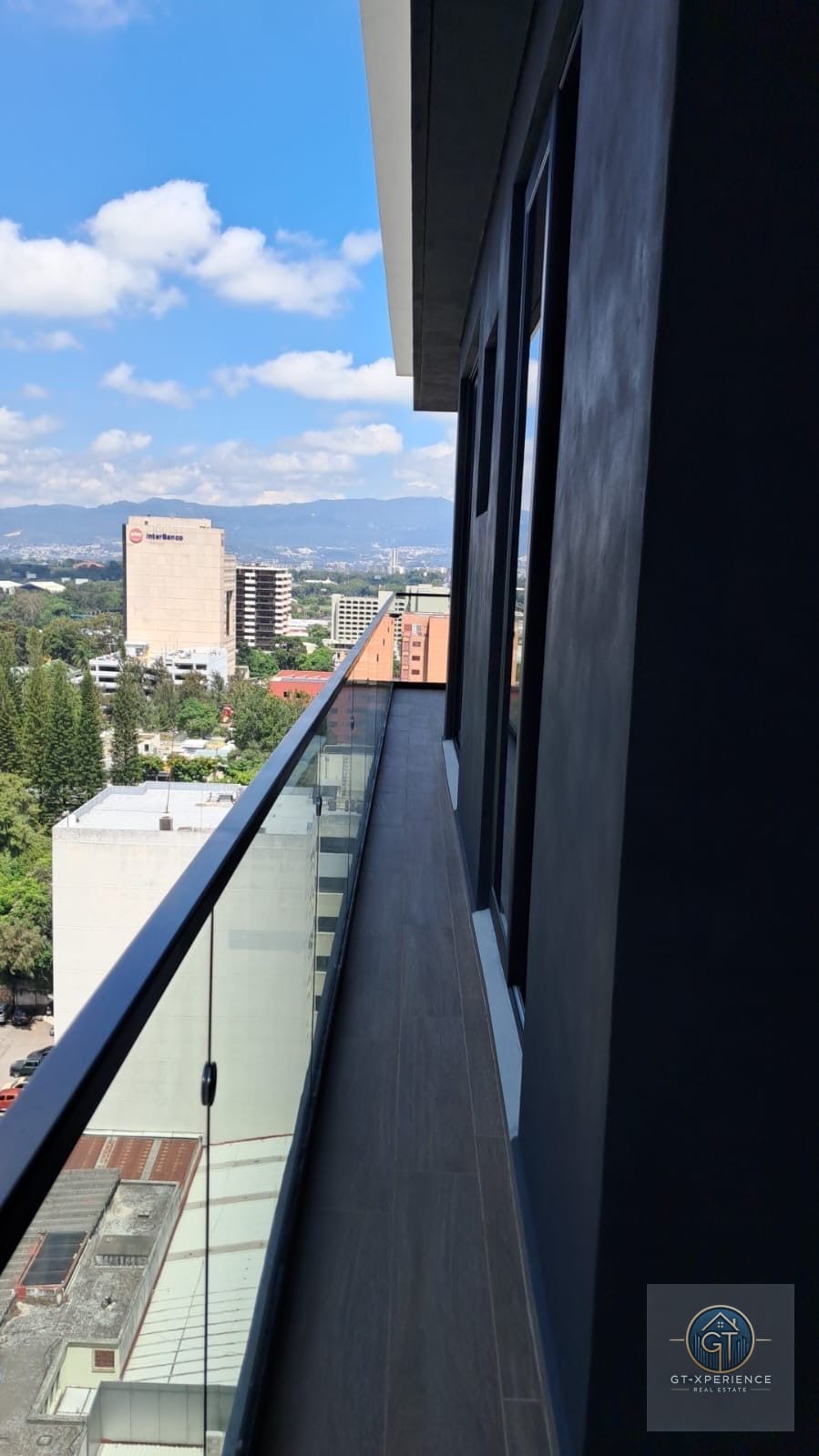 Edificio en renta en Edificio FERRÉ DIEZ zona 10 — Apartamento en Alquiler en Ferré Diez, Zona 10, Guatemala, Ciudad — foto 7 de 11