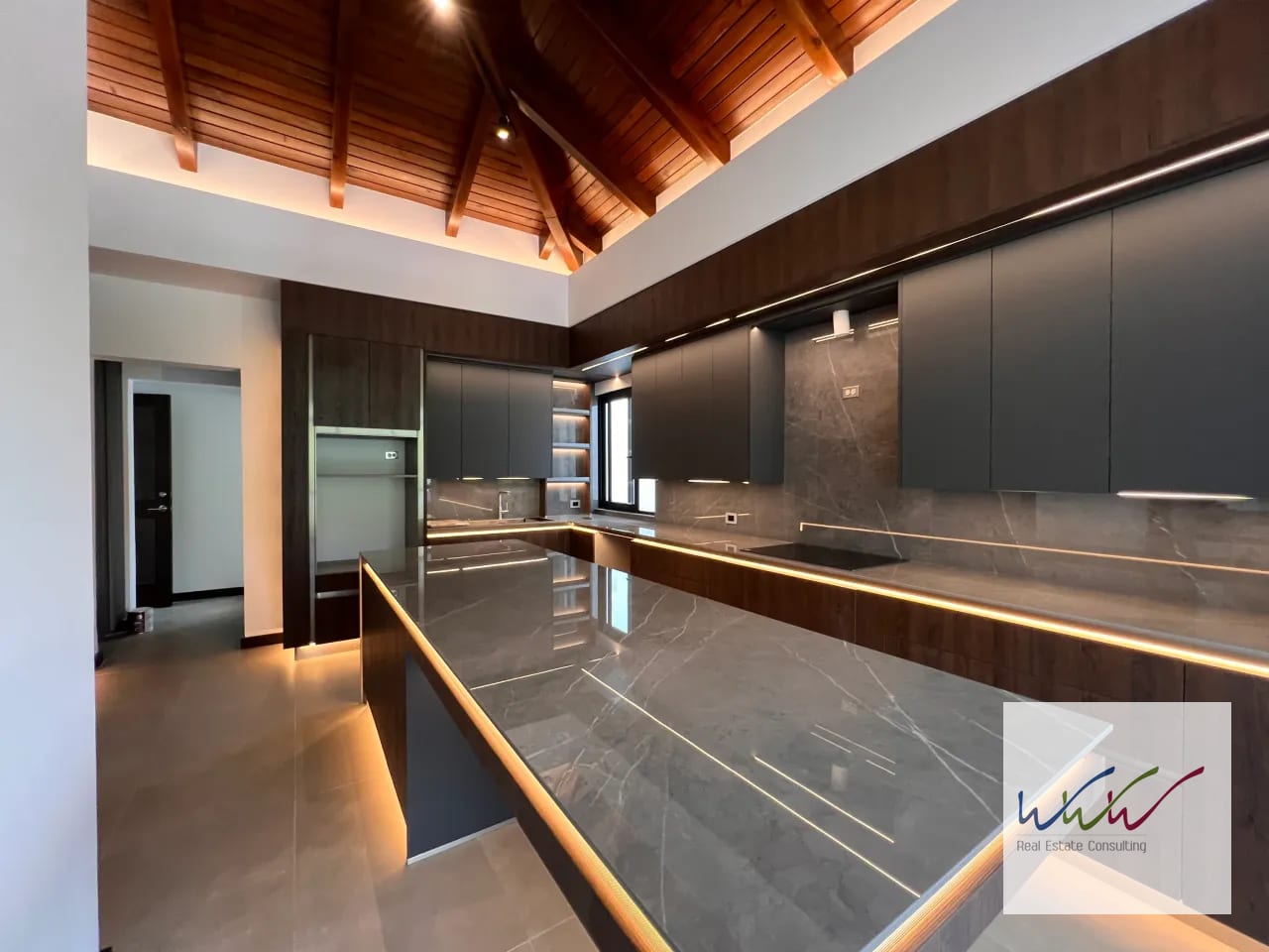 Vendo amplia casa para estrenar en Oakland, zona 10 — Casa en Venta en Oakland I, Zona 10, Guatemala, Ciudad — foto 9 de 14