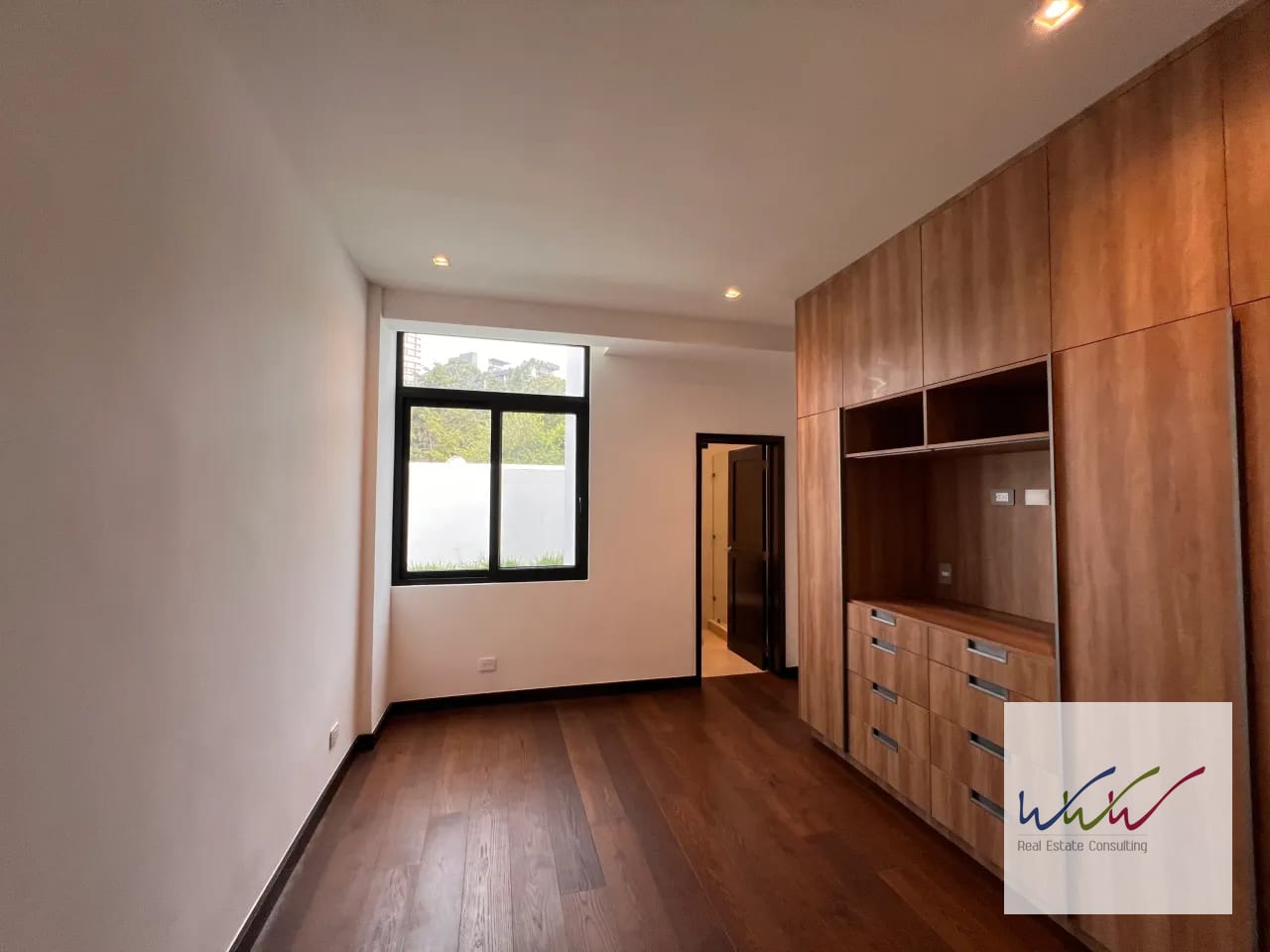 Vendo amplia casa para estrenar en Oakland, zona 10 — Casa en Venta en Oakland I, Zona 10, Guatemala, Ciudad — foto 12 de 14