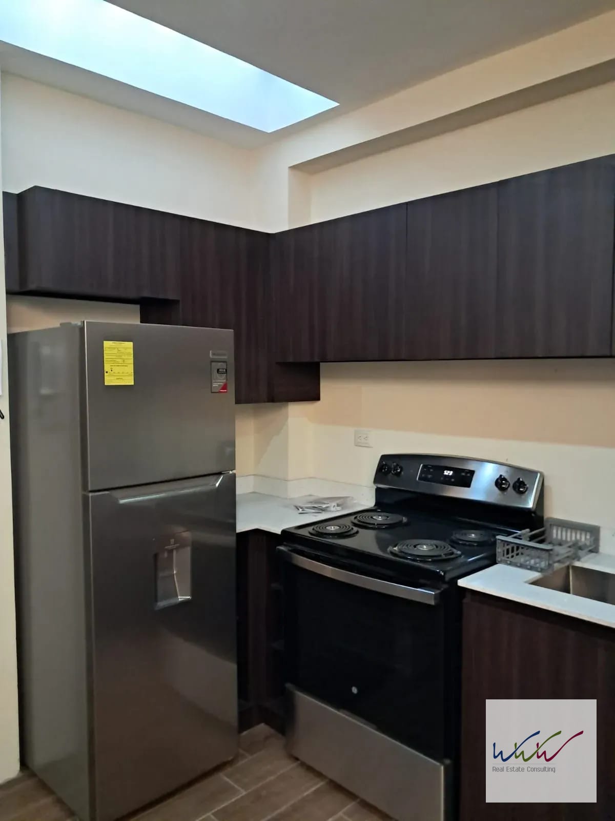Rento apartamento en Diagonal 6, zona 10 — Apartamento en Alquiler en Zona 10, Guatemala, Ciudad — foto 3 de 9