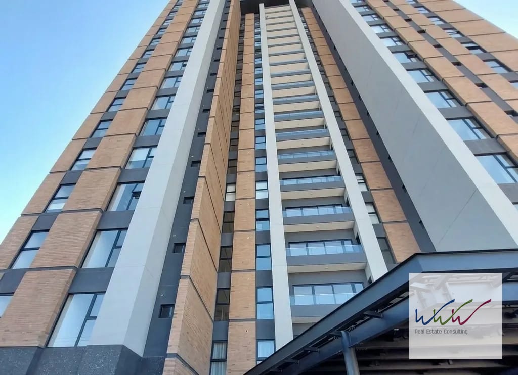 Rento apartamento en Parque 10, Zona 10 — Apartamento en Alquiler en Zona 10, Guatemala, Ciudad — foto 1 de 11