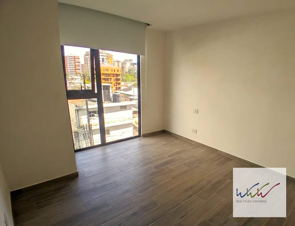 Rento apartamento en Parque 10, Zona 10 — Apartamento en Alquiler en Zona 10, Guatemala, Ciudad — foto 7 de 11