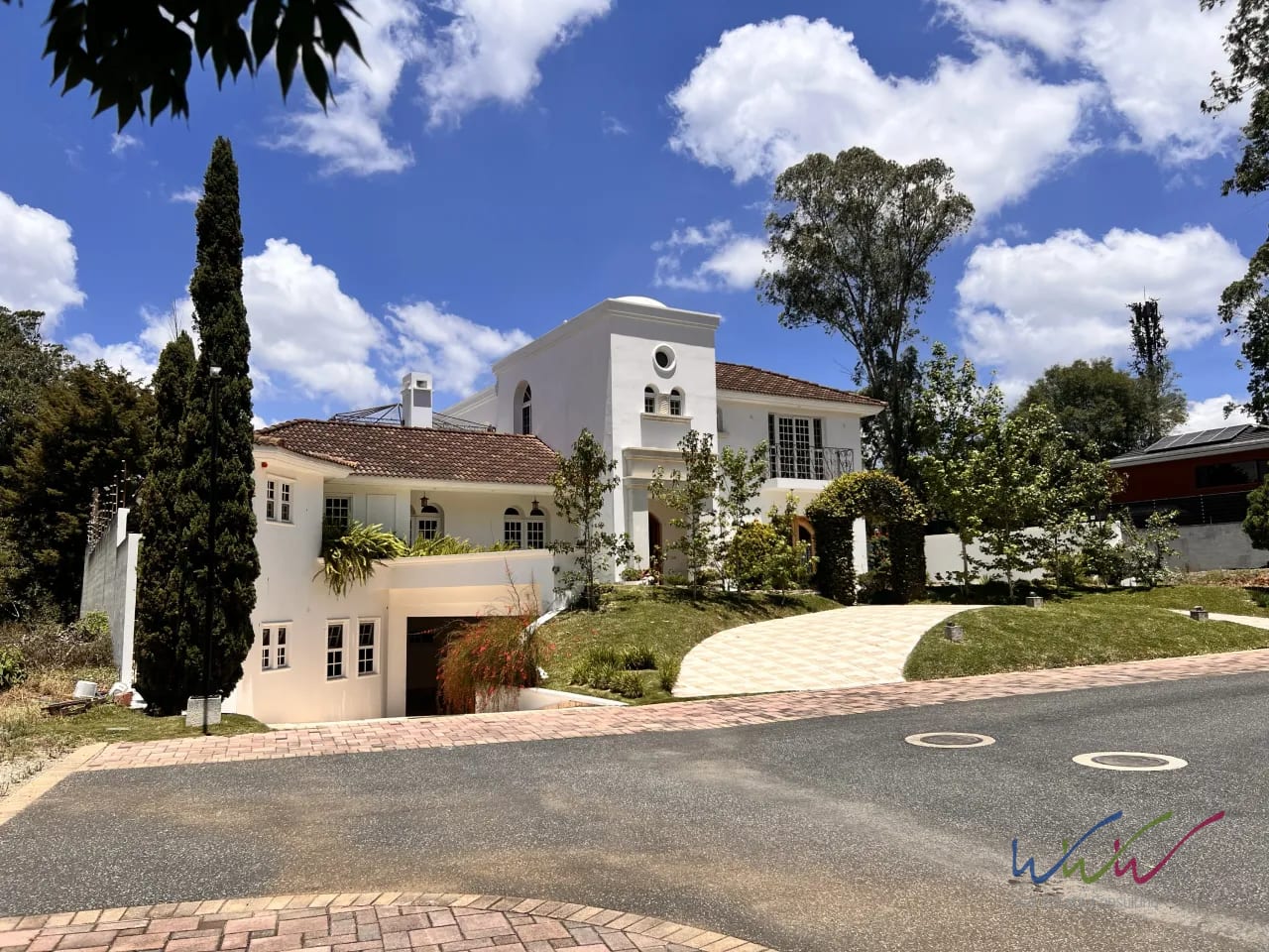 Vendo casa en Foresta de Cayalá — Casa en Venta en Foresta de Cayalá, Zona 16, Guatemala, Ciudad — foto 1 de 10