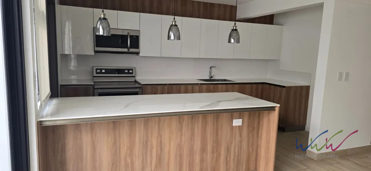 Vendo casa en El Nogal de San Isidro, Zona 16 — Casa en Venta en Zona 16, Guatemala, Ciudad — foto 4 de 14