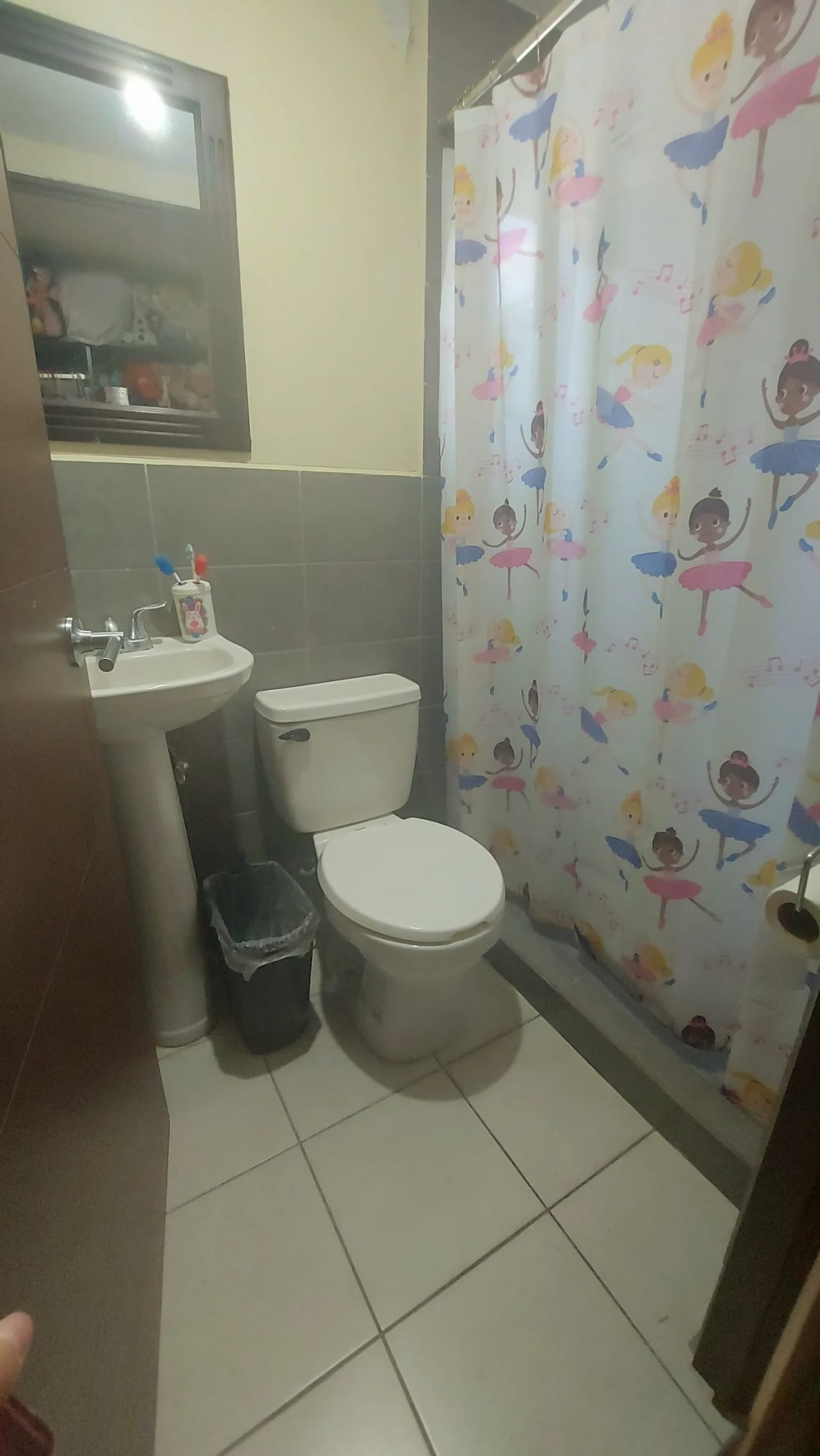 Vendo Casa Cuchilla El Carmen Santa Catarina Pinula Residencias Arboretto — Casa en Venta en Santa Catarina Pinula, Guatemala, Ciudad — foto 14 de 17