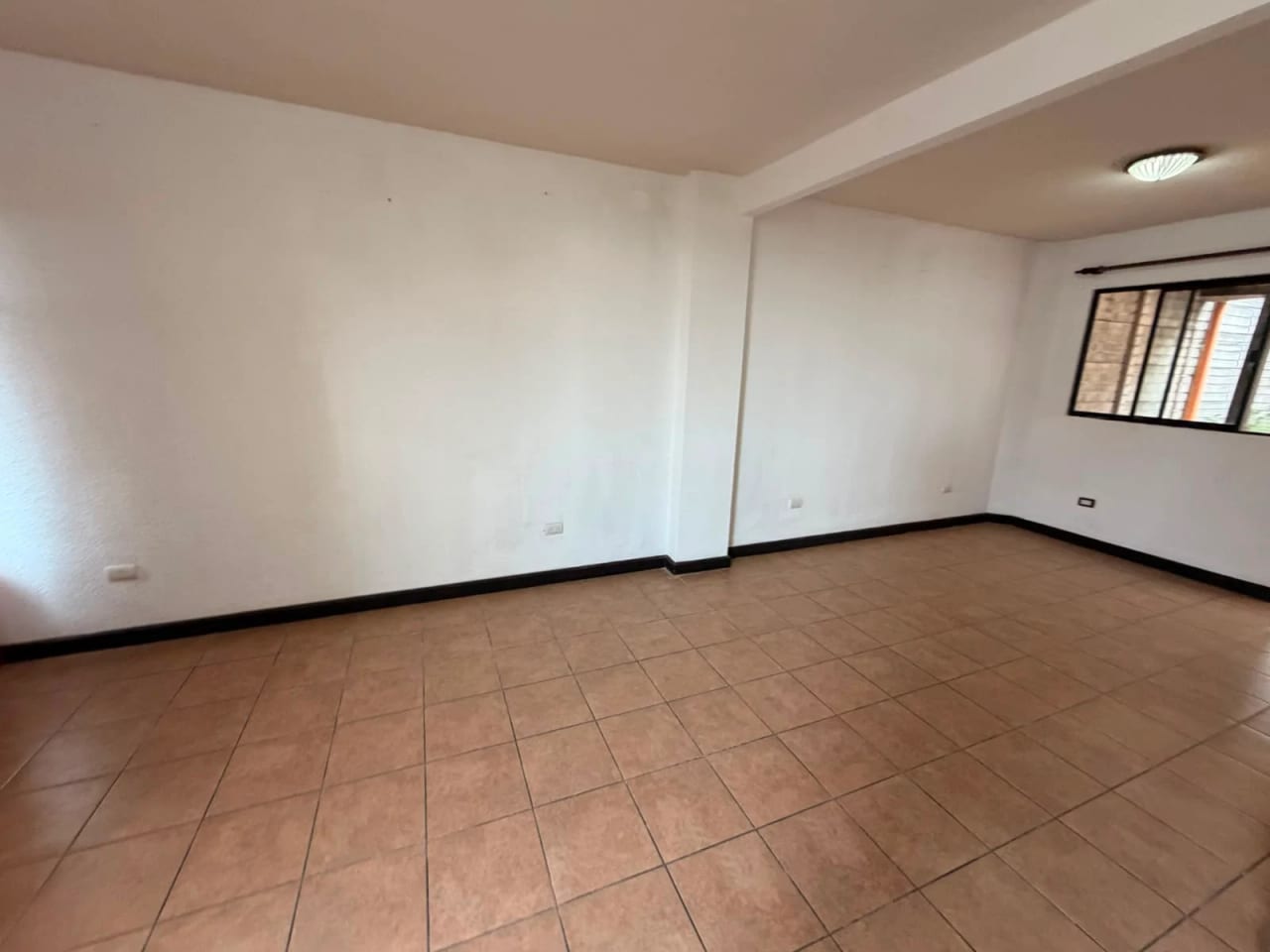 Vendo Casa Km 24 San José Pinula Villas de Montecristo 1 — Casa en Venta en San José Pinula, Guatemala, Ciudad — foto 8 de 14