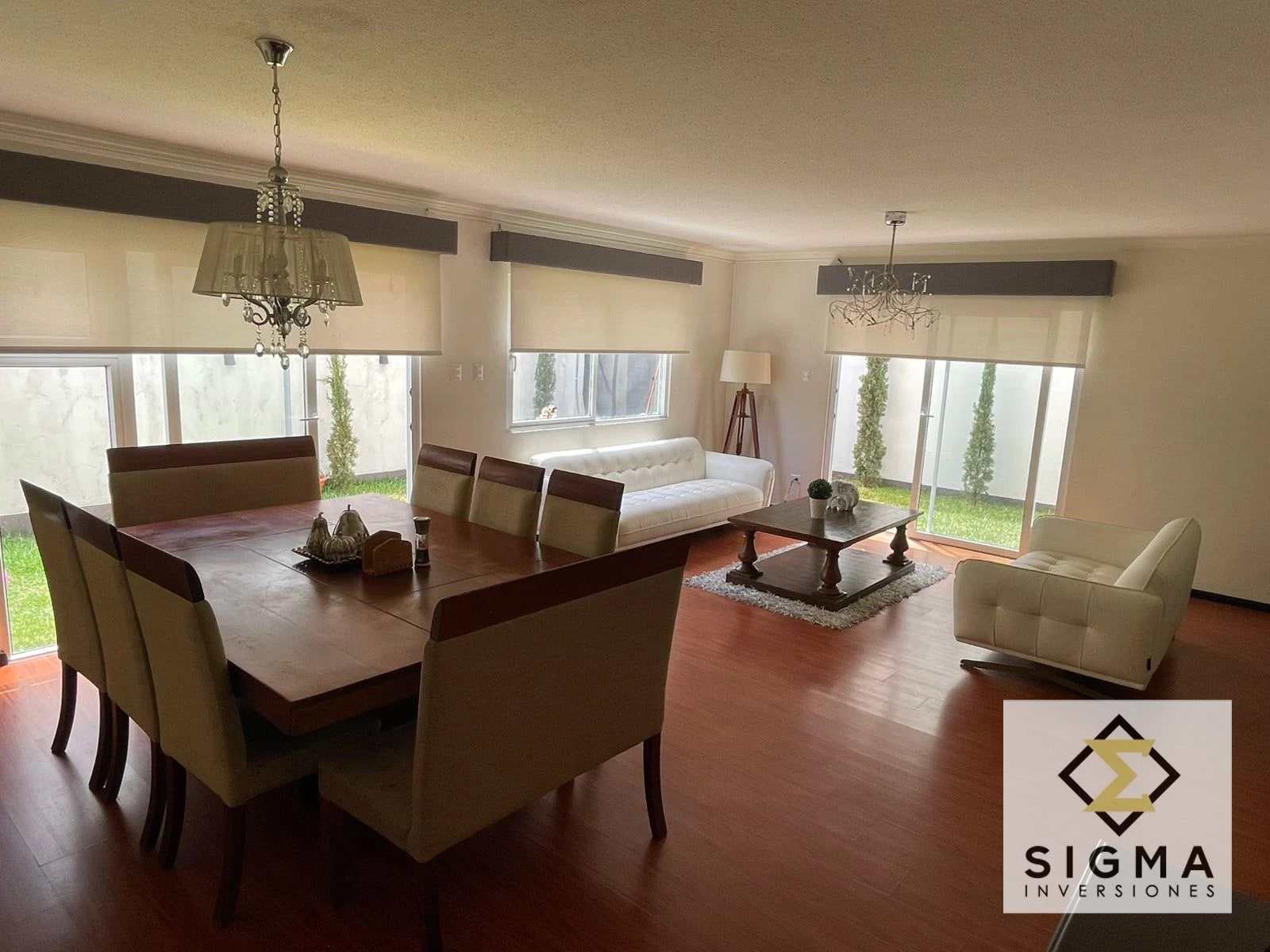 EN VENTA: Preciosa casa en Zona 7 Mixco, Las Luces del Encinal — Casa en Venta en Zona 7 Mixco, Guatemala, Ciudad — foto 2 de 15
