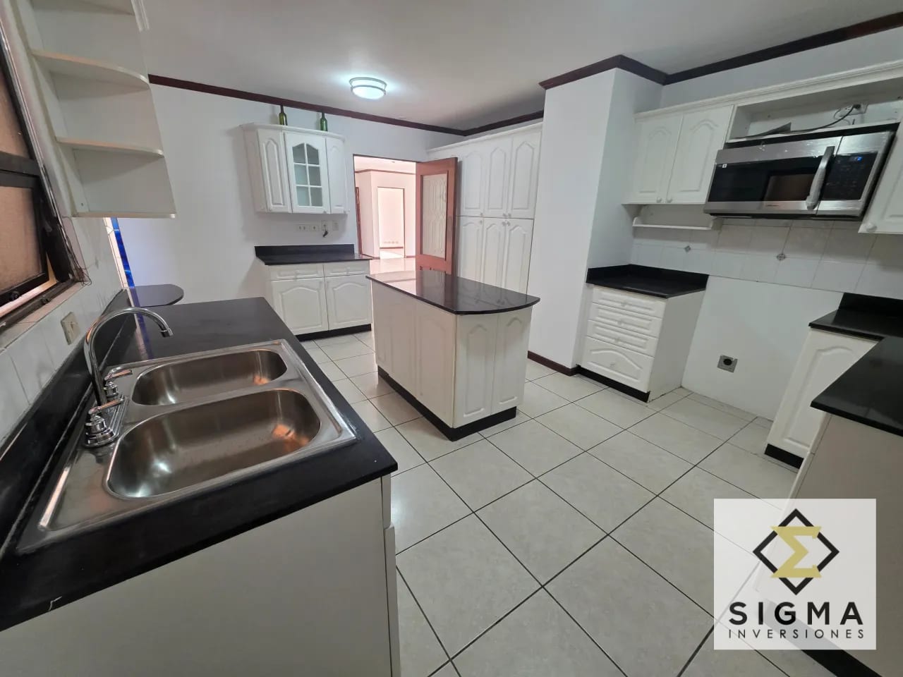 Apartamento en Venta, Zona 10, para remodelar. Cerca de CC La Estación — Apartamento en Venta en Torre Castelar, Zona 10, Guatemala, Ciudad — foto 4 de 17