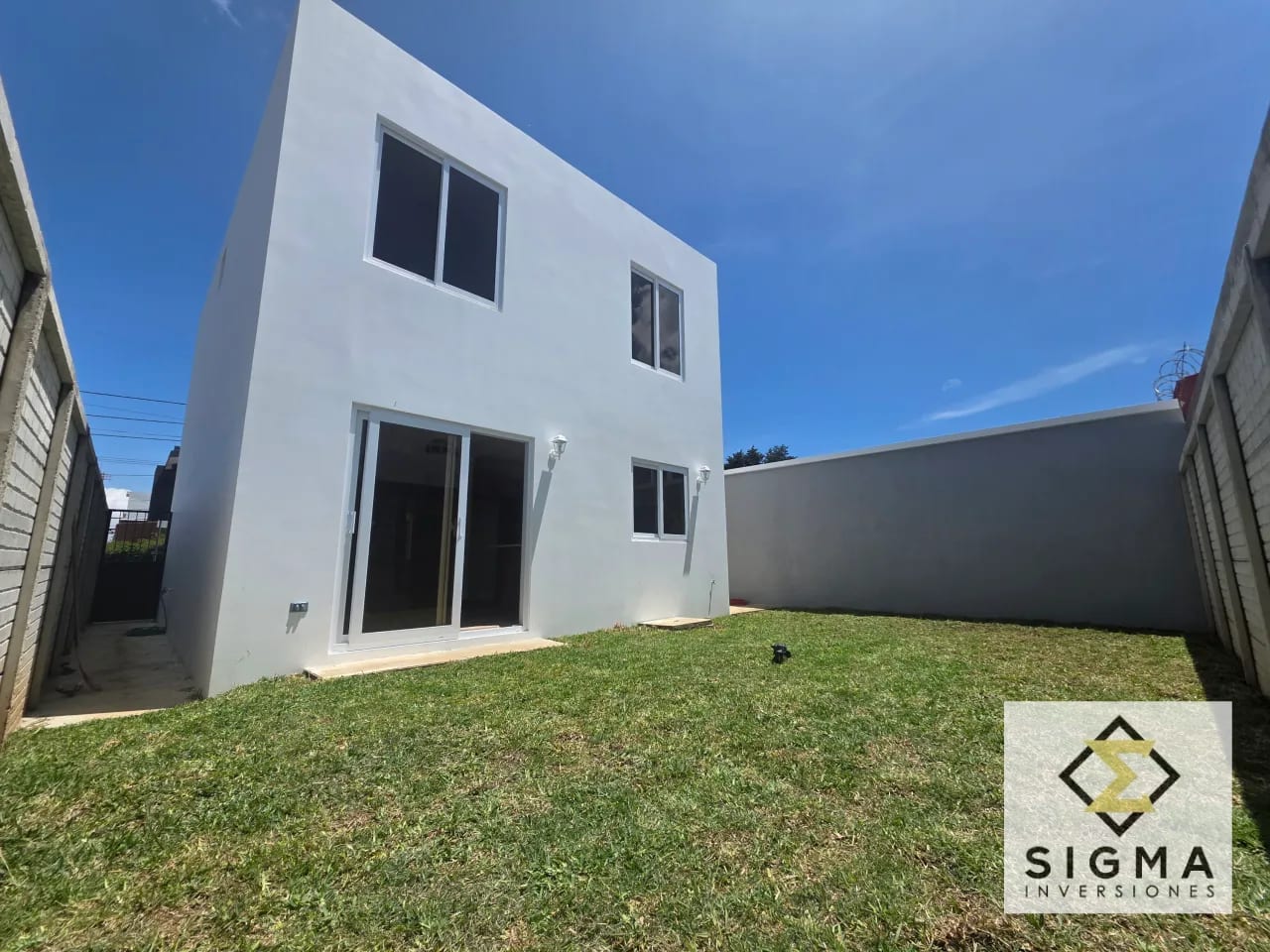 Casa nueva en venta en San José Pinula — finos acabados, en condominio — Casa en Venta en San José Pinula, Guatemala, Ciudad — foto 16 de 17