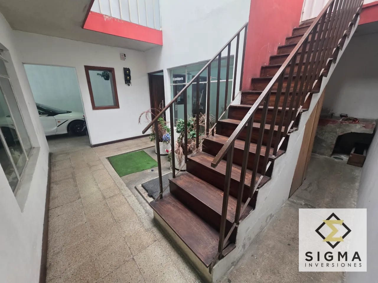 Casa en calle cerrada con acceso directo a Calz. Mateo Flores, zona 7 — Casa en Venta en Zona 7, Guatemala, Ciudad — foto 2 de 17