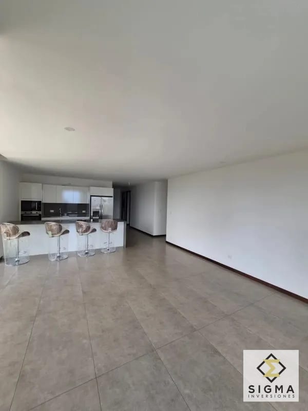 En venta precioso apartamento con terraza, San Lázaro Zona 15 — Apartamento en Venta en San Lázaro, Zona 15, Guatemala, Ciudad — foto 9 de 10