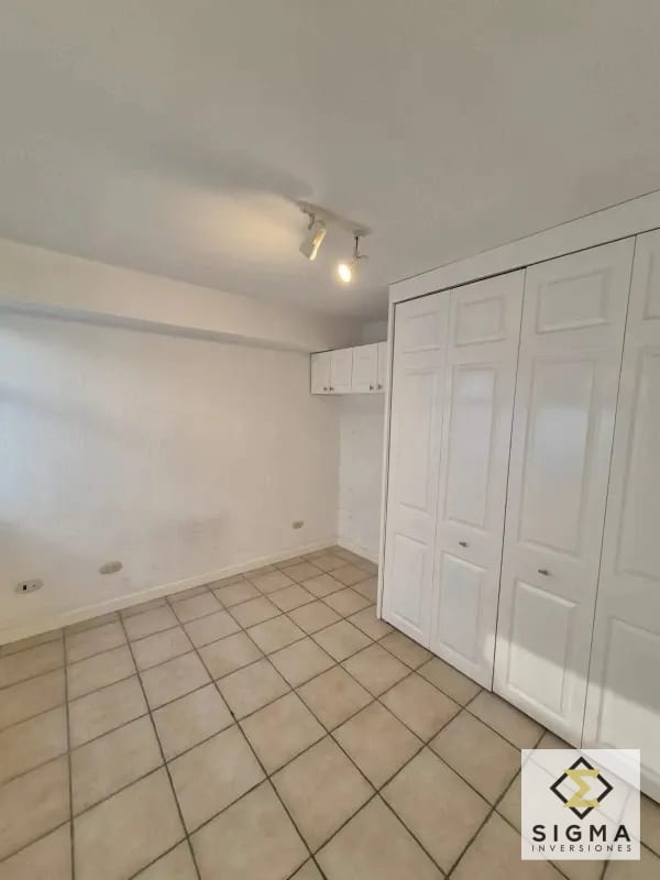 En venta townhouse Km 15 Carretera al Salvador, frente a Condado Conce — Casa en Venta en km 11-15, Carretera a El Salvador, Guatemala, Ciudad — foto 8 de 10