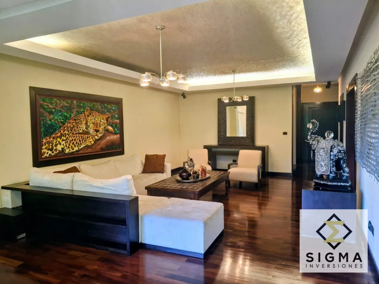 Amplia y hermosa casa dentro de Condominio exclusivo de solo 4 casas e — Casa en Venta en Zona 14, Guatemala, Ciudad — foto 2 de 17