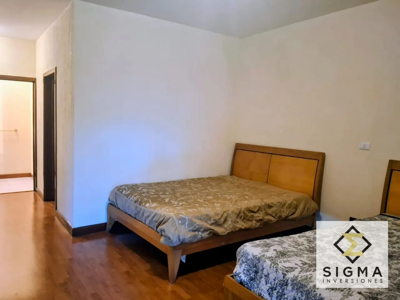 Amplia y hermosa casa dentro de Condominio exclusivo de solo 4 casas e — Casa en Venta en Zona 14, Guatemala, Ciudad — foto 10 de 17
