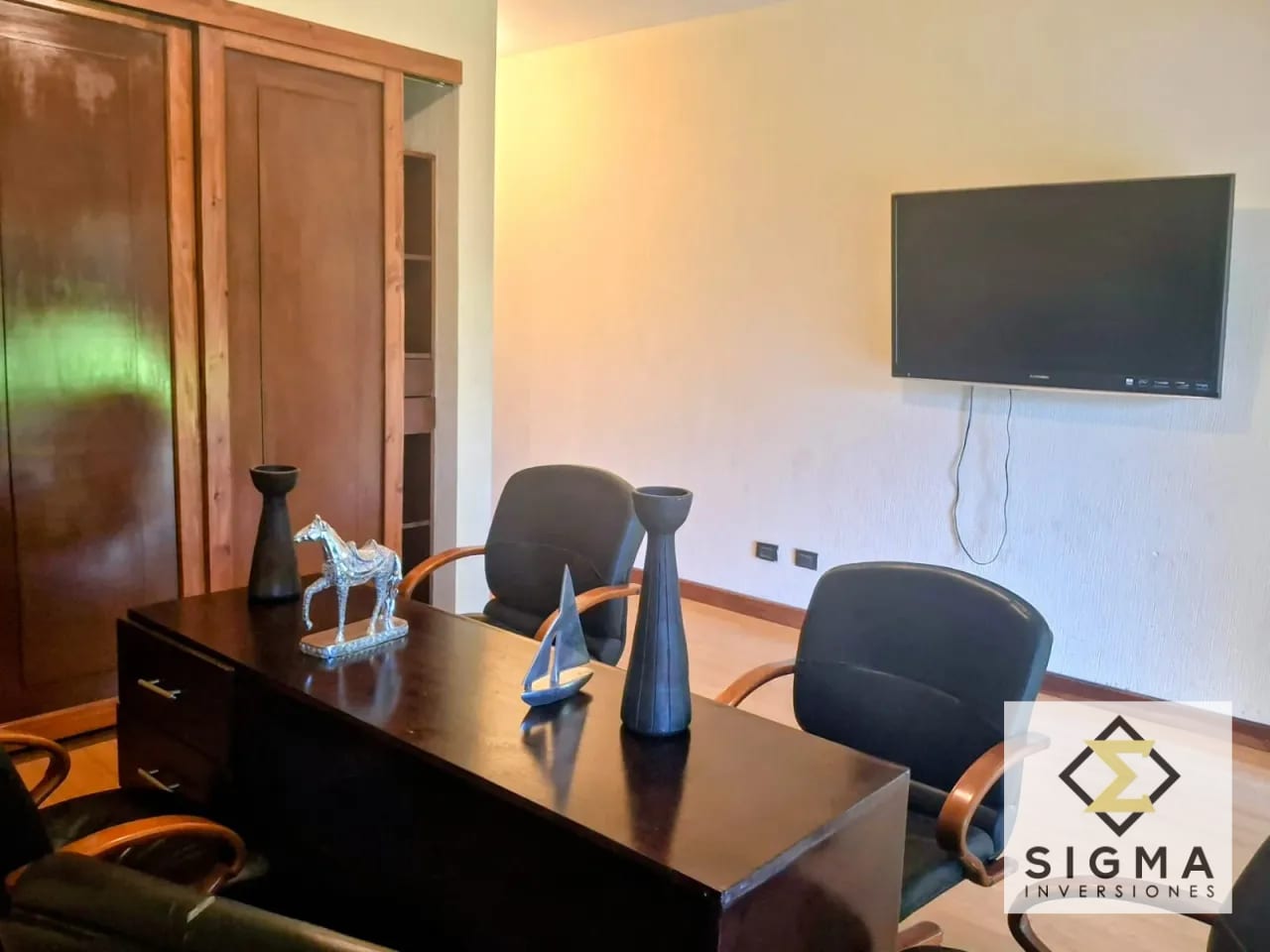 Amplia y hermosa casa dentro de Condominio exclusivo de solo 4 casas e — Casa en Venta en Zona 14, Guatemala, Ciudad — foto 12 de 17