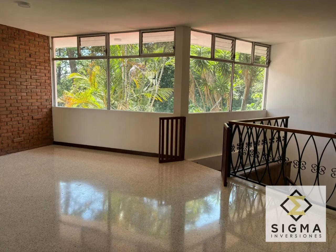 Casa en Venta en Zona 3, Colonia Bran - Amplia y renovada — Casa en Venta en Zona 3, Guatemala, Ciudad — foto 5 de 15