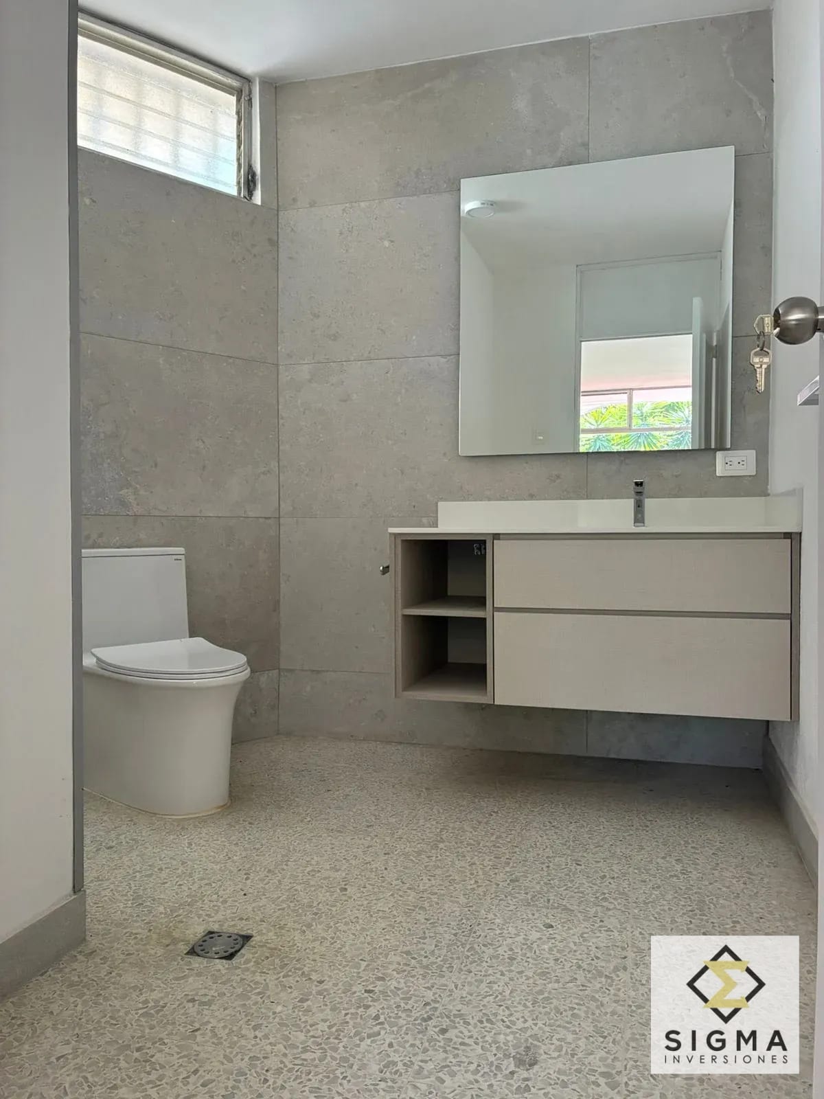 Casa en Venta en Zona 3, Colonia Bran - Amplia y renovada — Casa en Venta en Zona 3, Guatemala, Ciudad — foto 15 de 15