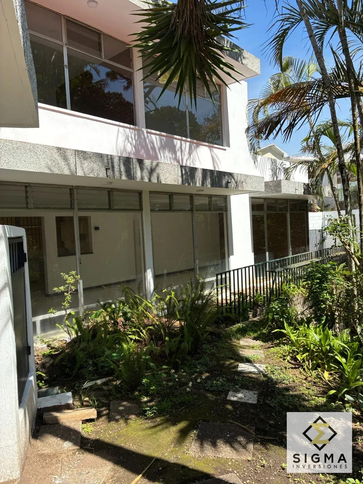 Casa en Venta en Zona 3, Colonia Bran - Amplia y renovada — Casa en Venta en Zona 3, Guatemala, Ciudad — foto 14 de 15