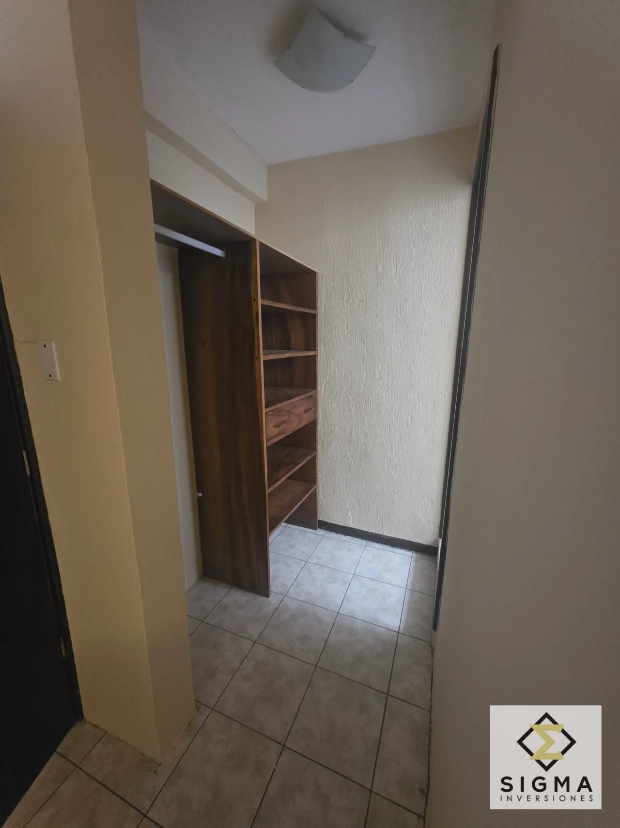 Excelente propiedad para uso de residencia o Inversion en Zona 7 — Casa en Venta en Ciudad de Plata, Zona 7, Guatemala, Ciudad — foto 6 de 15