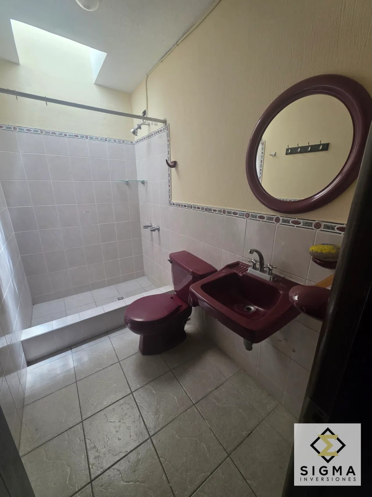Excelente propiedad para uso de residencia o Inversion en Zona 7 — Casa en Venta en Ciudad de Plata, Zona 7, Guatemala, Ciudad — foto 7 de 15