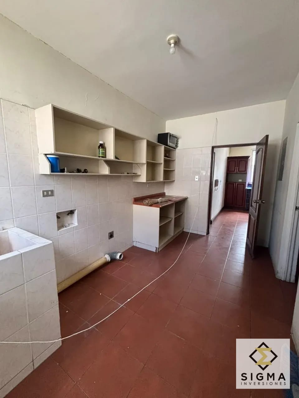 Casa AMPLIA en venta Zona 13 Aurora, 4 hab, a 500m del Aeropuerto — Casa en Venta en Aurora I, Zona 13, Guatemala, Ciudad — foto 16 de 16