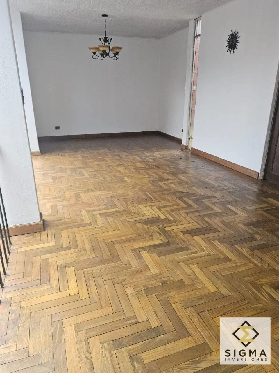 Casa en renta para uso comercial en Zona 11, sobre calle transitada — Casa en Alquiler en Zona 11, Guatemala, Ciudad — foto 1 de 10
