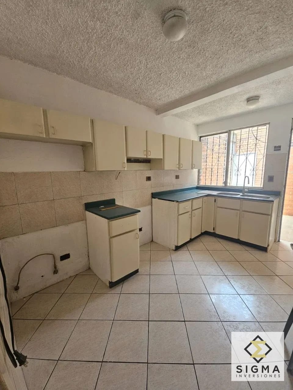Casa en renta para uso comercial en Zona 11, sobre calle transitada — Casa en Alquiler en Zona 11, Guatemala, Ciudad — foto 4 de 10