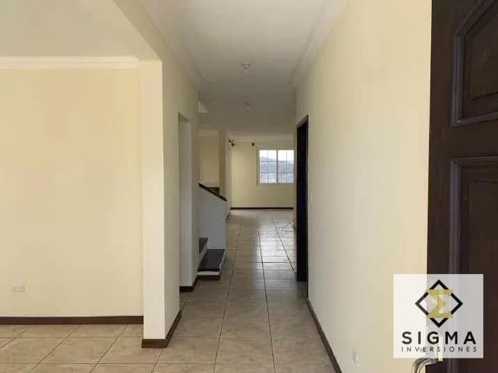 Casa en venta Fraijanes km 21.5, 4 hab, alquilada con ingreso — Casa en Venta en Villas de Entreverdes, Carretera a El Salvador, Guatemala, Ciudad — foto 15 de 17