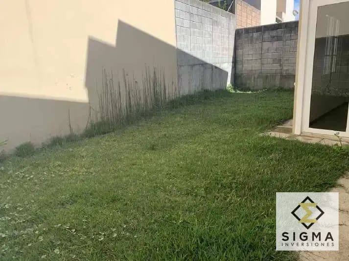 Casa en venta Fraijanes km 21.5, 4 hab, alquilada con ingreso — Casa en Venta en Villas de Entreverdes, Carretera a El Salvador, Guatemala, Ciudad — foto 16 de 17