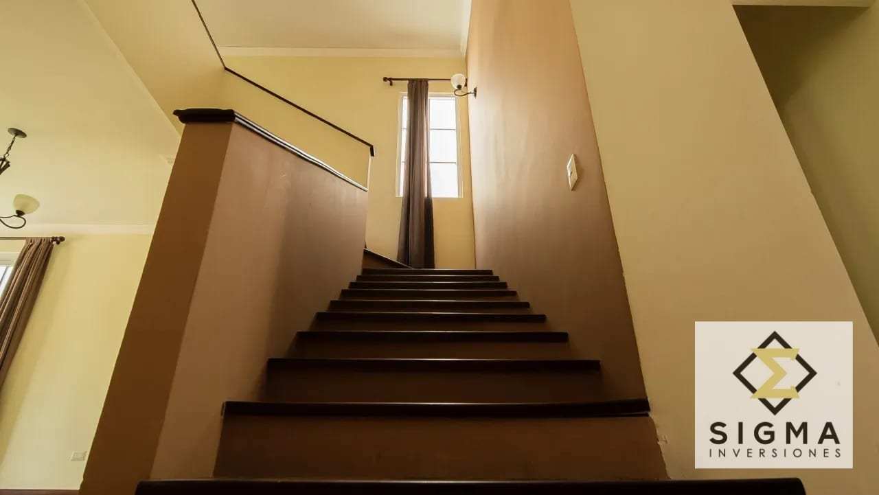 Casa en venta Fraijanes km 21.5, 4 hab, alquilada con ingreso — Casa en Venta en Villas de Entreverdes, Carretera a El Salvador, Guatemala, Ciudad — foto 15 de 17