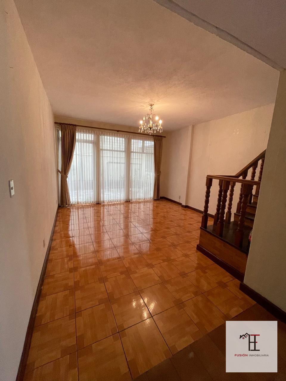 Vendo casa en Prados de Monte María zona 12. Dentro de garita, para vivienda u oficina a puerta cerrada — Casa en Venta en Prados de Monte María, Zona 12, Guatemala, Ciudad — foto 1 de 6