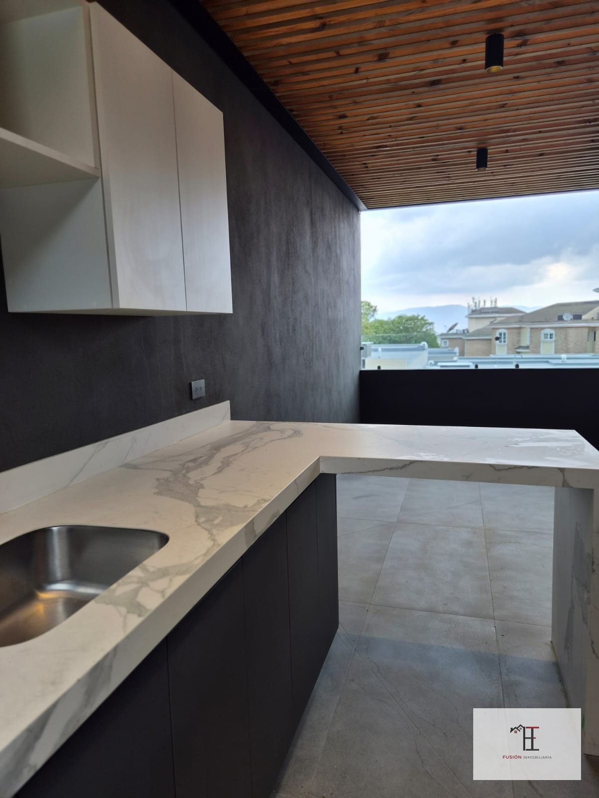 Rento Casa en Condominio Aruna KM 9 CAES — Casa en Alquiler en Carretera a El Salvador, Guatemala, Ciudad — foto 6 de 10