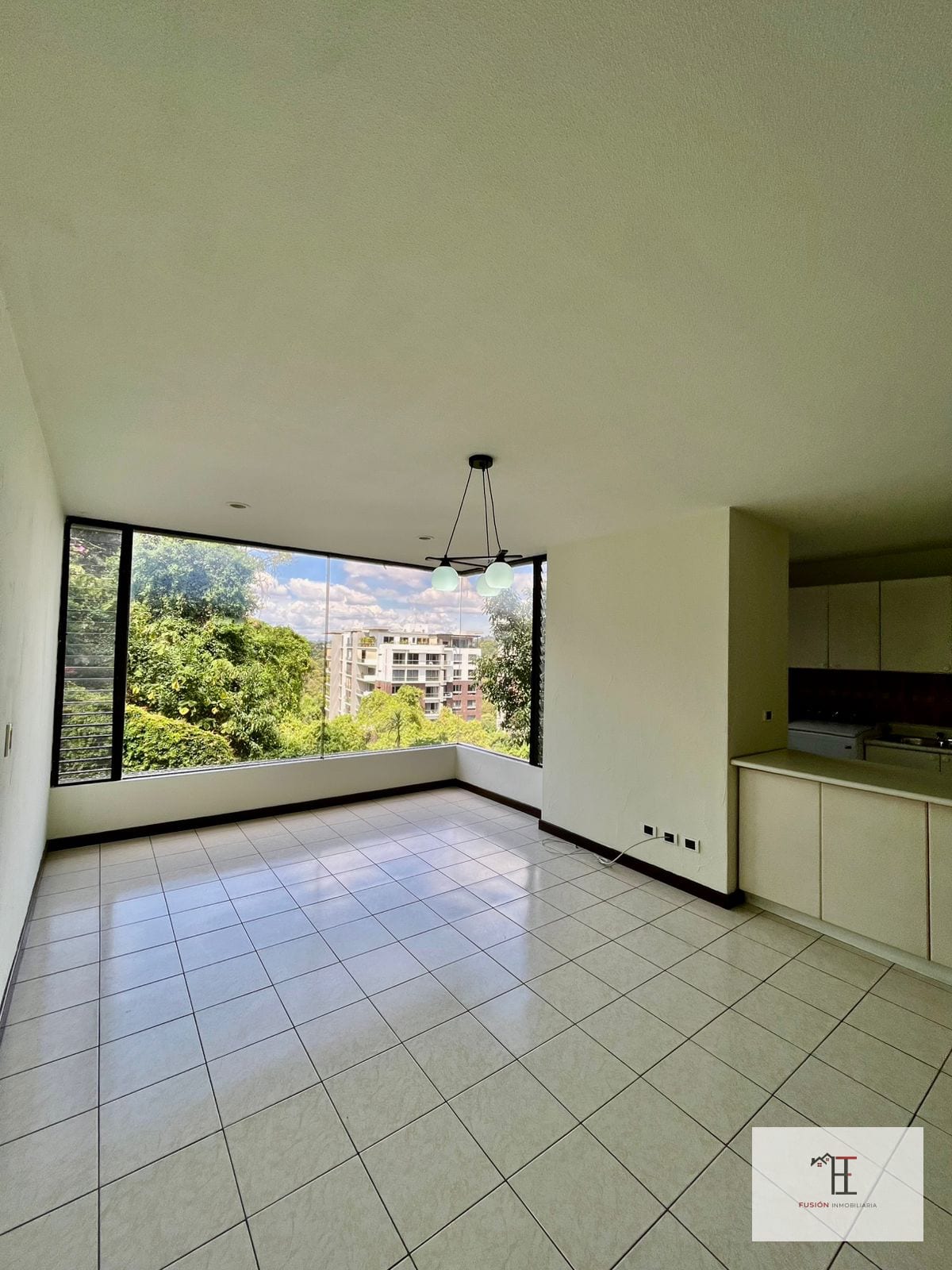 Rento Amplio Apartamento Zona 15 Sector el Pilar / Valles de Vh — Apartamento en Alquiler en Valles de Vista Hermosa, Zona 15, Guatemala, Ciudad — foto 4 de 12