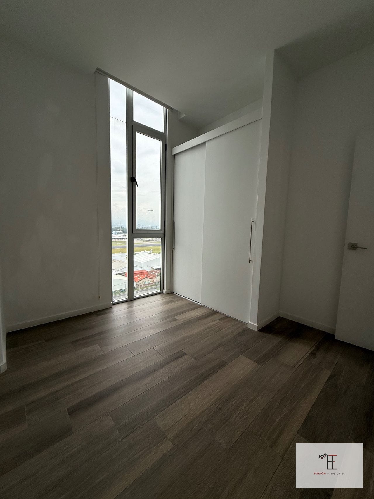 Vendo apartamento en zona 13 en Narama con vista única al aeropuerto — Apartamento en Venta en Narama, Zona 13, Guatemala, Ciudad — foto 8 de 13