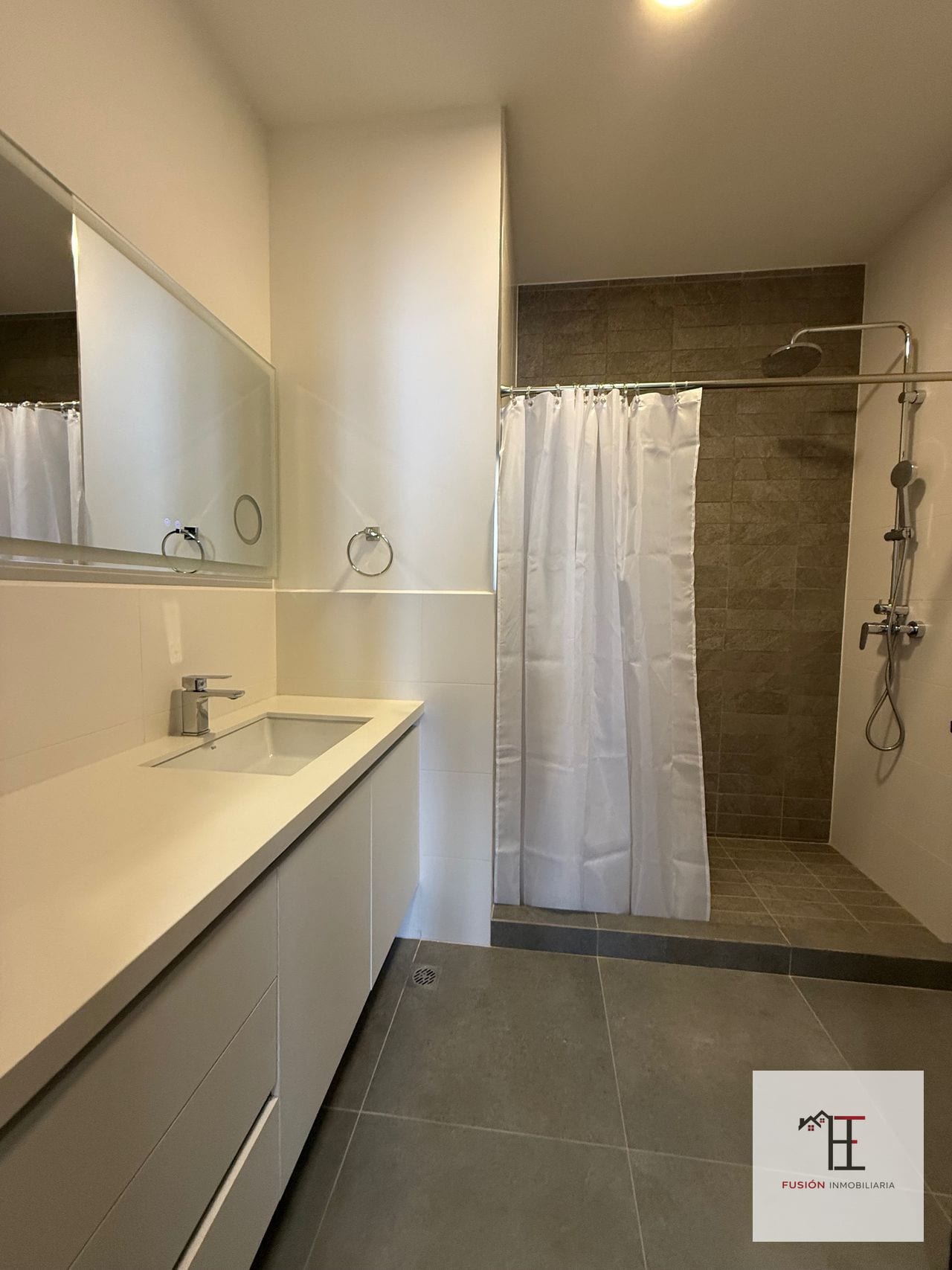 Rento apartamento para estrenar en Lirios de Cayalá 4, zona 16 — Apartamento en Alquiler en Lirios de Cayalá IV, Zona 16, Guatemala, Ciudad — foto 5 de 12