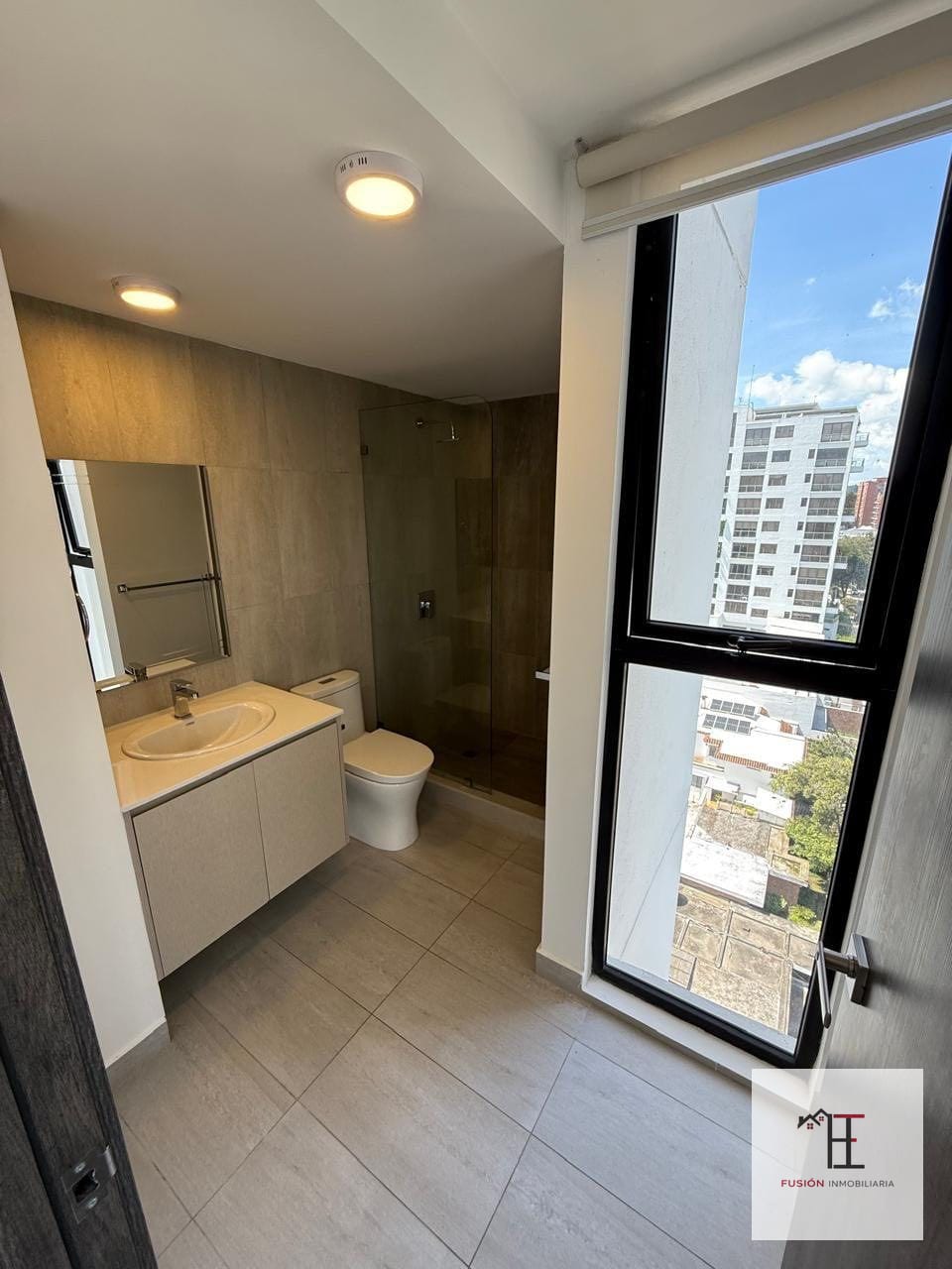 Apartamento en renta Morea Zona 15 VH2 — Apartamento en Alquiler en Morea, Zona 15, Guatemala, Ciudad — foto 3 de 10