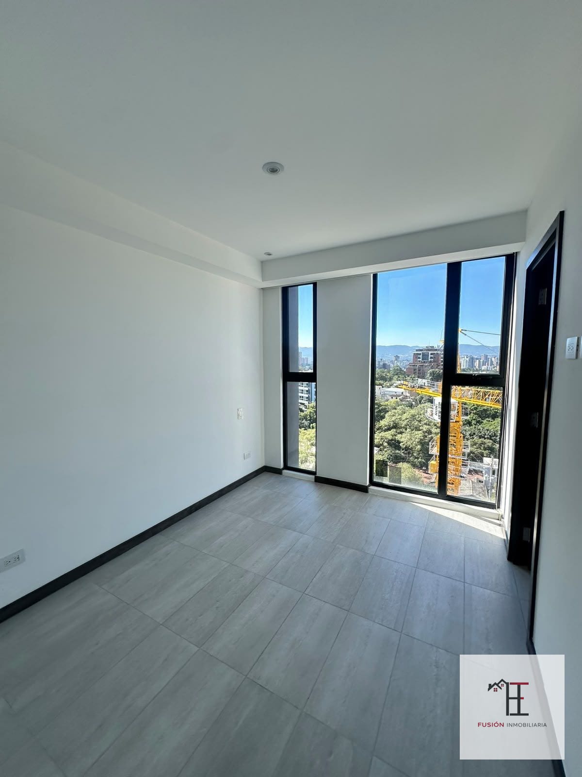 Rento apartamento para estrenar con linda vista en zona 15 VH2 — Apartamento en Alquiler en Morea, Zona 15, Guatemala, Ciudad — foto 1 de 13
