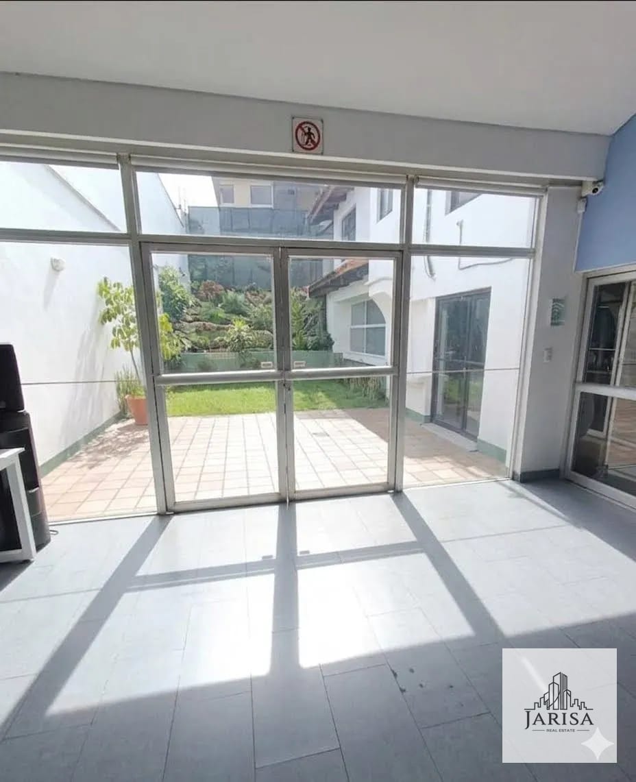 Amplia Propiedad Comercial — Casa en Alquiler en Zona 9, Guatemala, Ciudad — foto 6 de 9