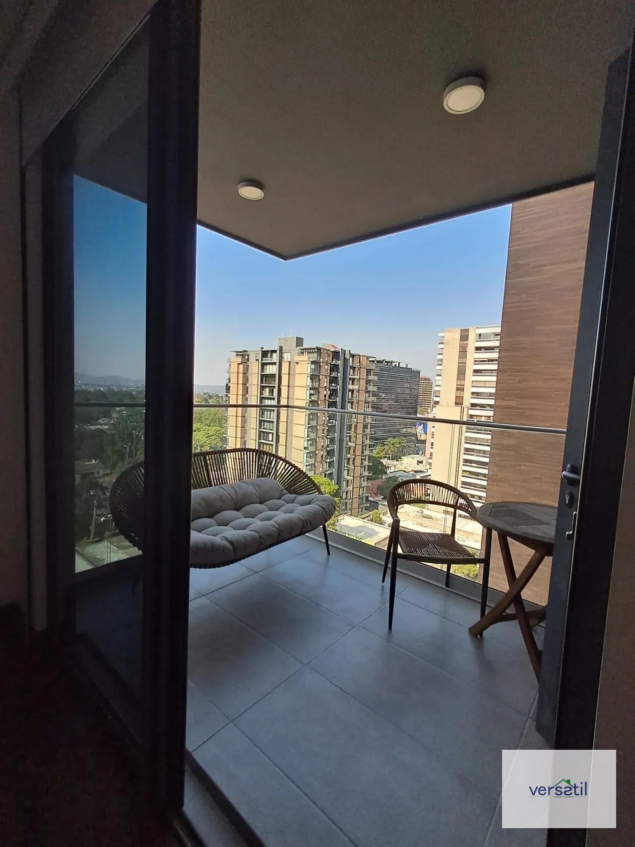 Hermoso y moderno Apartamento en Venta. VASANTA. zona 10 — Apartamento en Venta en Vasanta, Zona 10, Guatemala, Ciudad — foto 15 de 17
