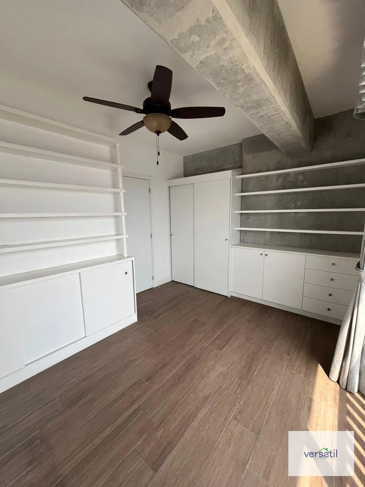 Bello Apartamento en Venta/ Con Inquilino — Apartamento en Venta en Granat, Zona 4, Guatemala, Ciudad — foto 4 de 13