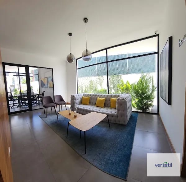 Vestíbulo Edificio — Lindo y Moderno apartamento AOKI z.14 — Apartamento en Alquiler en Zona 14, Guatemala, Ciudad — foto 3 de 16