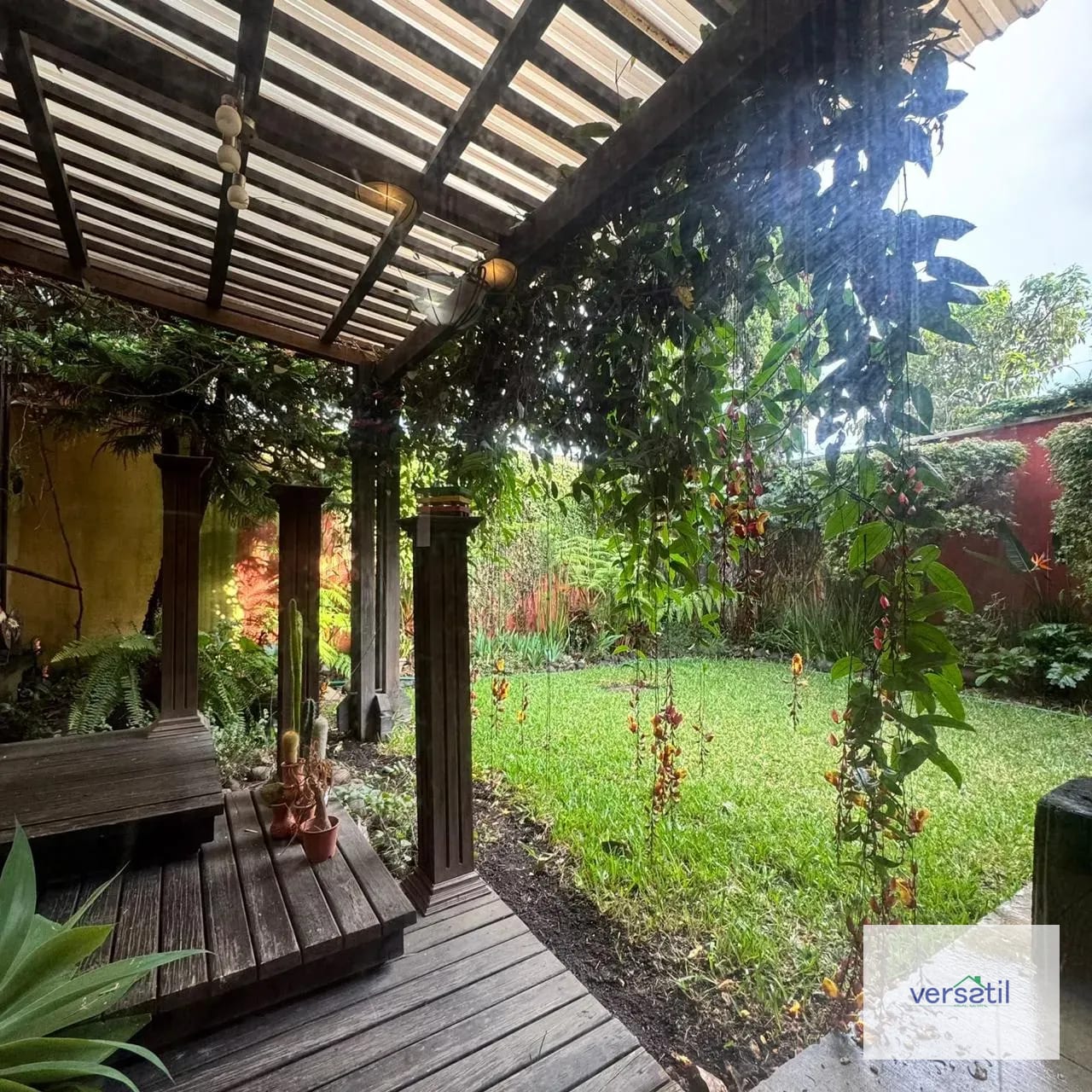 En venta linda casa en Los Manantiales — Casa en Venta en San José Pinula, Guatemala, Ciudad — foto 8 de 12