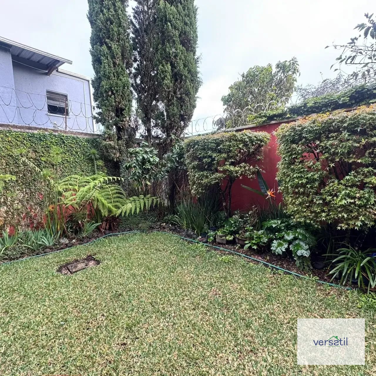 En venta linda casa en Los Manantiales — Casa en Venta en San José Pinula, Guatemala, Ciudad — foto 7 de 12
