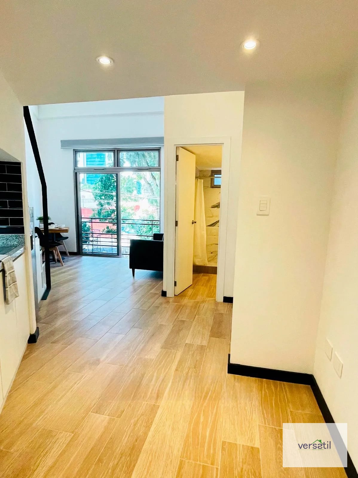 Apartamento Amueblado RENTA z.10 una habitación — Apartamento en Alquiler en Urban Loft, Zona 10, Guatemala, Ciudad — foto 1 de 10