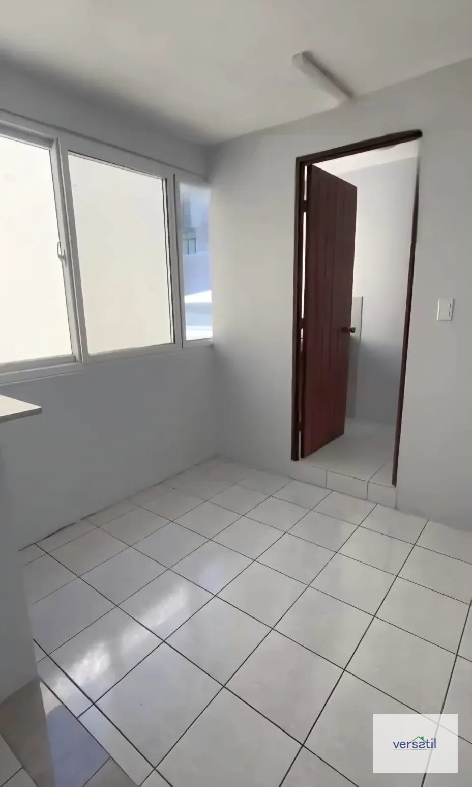 Amplio Apartamento en Alquiler zona 13 — Apartamento en Alquiler en Zona 13, Guatemala, Ciudad — foto 9 de 10