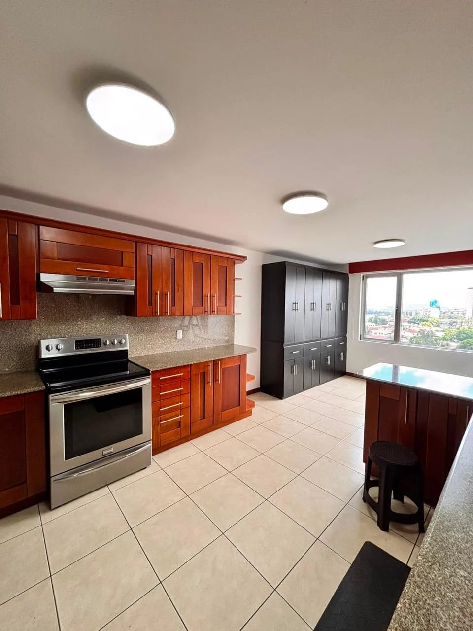 Apto en renta en zona 15!! — Apartamento en Alquiler en Zona 15, Guatemala, Ciudad — foto 1 de 8