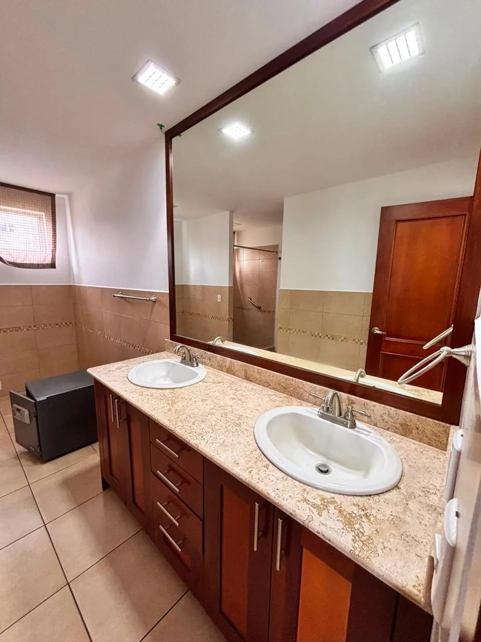 Apto en renta en zona 15!! — Apartamento en Alquiler en Zona 15, Guatemala, Ciudad — foto 8 de 8