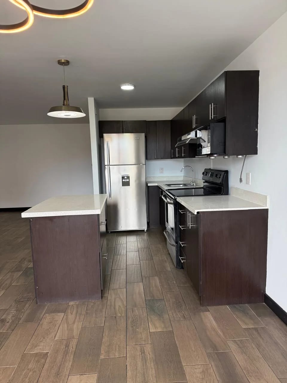 Apto en venta en zona 10!! — Apartamento en Venta en Zona 10, Guatemala, Ciudad — foto 1 de 8