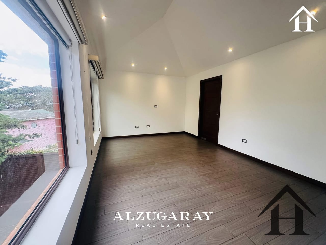 Casa en Condominio Antaria Bellas Luces a 10min de zona 10 — Casa en Venta en Bellas Luces, Santa Catarina Pinula, Guatemala, Ciudad — foto 8 de 13